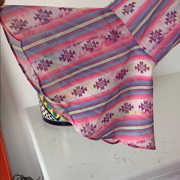 Grace & Emma Southwest print Kimono - Picture 4 of 13